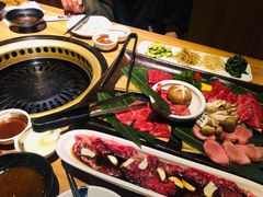-炼火烤肉店