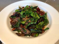 柠檬叶牛干巴-半山腰·云南菜(侨福芳草地店)