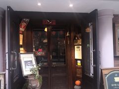 门面-古董花园(思南路42弄小区店)