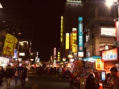 -六合夜市