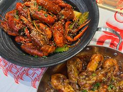 -肥肥虾庄·金牌油焖大虾(汉街SKP店)