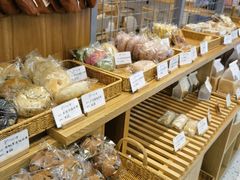 -提亚烘焙·手作面包·生日蛋糕(七星店)