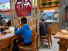 大堂-南城香·饭香串香馄饨香(青年路店)
