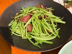 -莲餐厅·湖北菜·潜江小龙虾店(愚园路店)