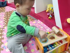 -龙格亲子游泳·水育早教中心(华亿大润发店)