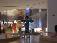 -涨巢·潮玩水疗局