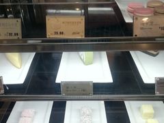 面包甜点陈列柜-麦当劳(东直门外大街店)