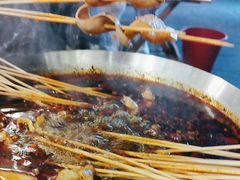 -拈签一笑黄牛肉辣卤串串