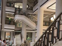 -浅深(世茂滨江精品店)