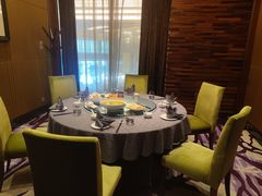 -粤尚腾香居中餐厅(首都机场希尔顿店)