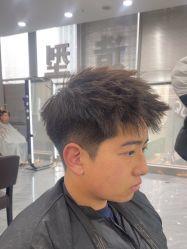 -藤野造型烫染·漂发