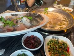 -老船舫·现做活鲜鱼馆(东郊记忆店)