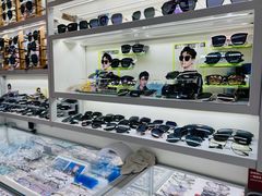 -潘多拉眼镜·蔡司依视路明月(潘家园店)