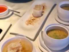 花胶灌汤饺-皇朝会.经典传统粤菜(外滩店)