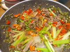 -吃饭皇帝大土家民族菜(正大广场店)