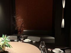 -左庭右院鲜牛肉火锅黑金店(陆家嘴中心店)