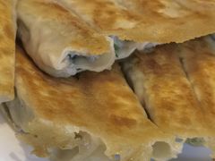 猪肉韭菜锅贴-大眼锅贴水饺(河东店)