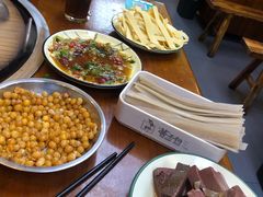 -曹丞相·地锅鸡·地锅鱼(武林店)