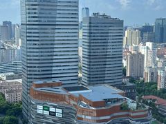 -上海龙之梦万丽酒店