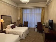 -曲江惠宾苑宾馆(大雁塔大唐不夜城店)