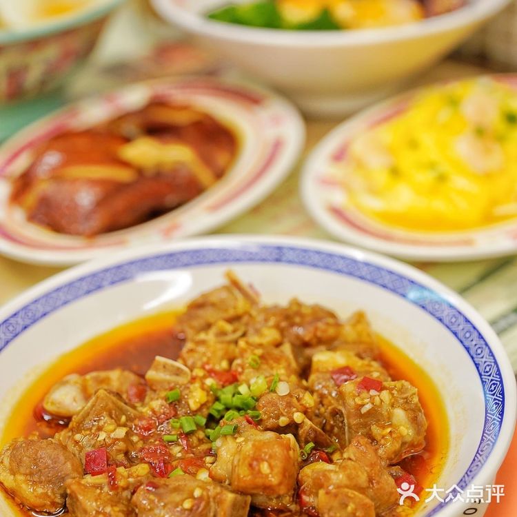 东发道外滩金融中心BFC店来啦‼轻松解决工作午餐‼