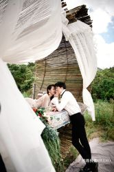 -巴黎婚纱摄影工作室