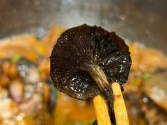 -粘豆包铁锅炖二部(温泉街店)