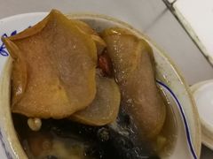 南北杏雪梨炖竹丝鸡凤爪-達揚原味燉品(文明路店)