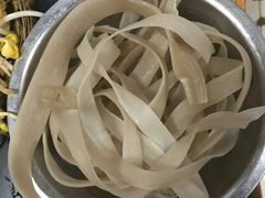 -利姐牧牛匠老火锅(兰花店)