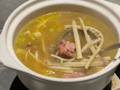 -佬太公海鸭·海鲜大排档(上海总店)