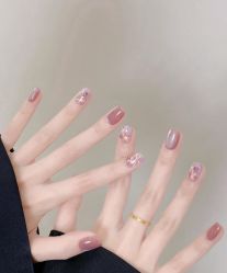 -UGIRL有个美甲