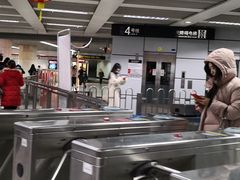 -上海体育馆(地铁站)