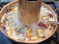 -香香腊排骨.野生菌火塘总店(束河店)