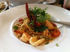-Chom Cafe and Restaurant