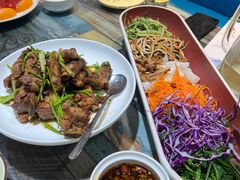 -小红鲸·海鲜餐厅(轸大路店)