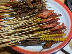 -茸梅路右拐龙虾-农家菜(松江店)