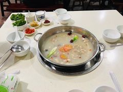 羊肉羊杂汤锅-金堂何记黑山羊羊肉店(泰康茗苑店)