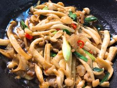 -民间瓦缸煨汤館(嵩山路店)