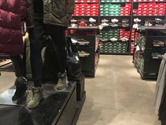 -PUMA品牌自营折扣店(武汉永旺梦乐城店)