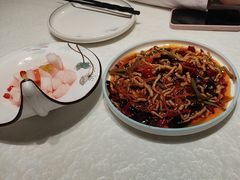 -辣小妮de川菜馆(红旗Mall店)