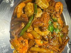 -徐记小怪兽肉蟹煲(中央大街店)
