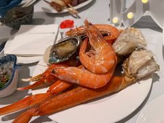 -广州万富希尔顿酒店·感趣自助餐厅·金秋蟹宴生蚝海鲜刺身