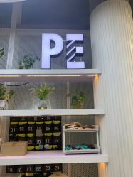 -PE SALON 