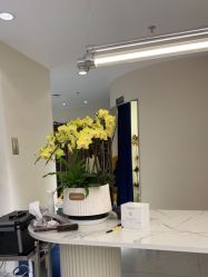 -PE SALON