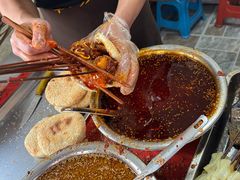 -老鼓楼麻辣烫夹馍