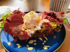 芦竹笋牛肉班尼迪克蛋-Jamaicablue Coffeeshop(中央广场店)