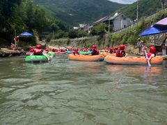 -虎啸峡漂流