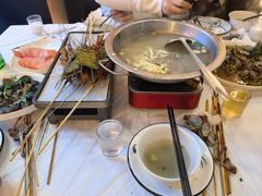 -金陵大勇烧烤·小龙虾·海鲜大咖(竹山路店)