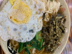 -禾诗夜市大饼油条(松江店)