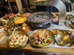 -草家酱蟹炭火烤肉店(珲春南路一店)